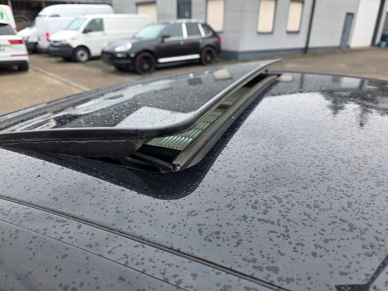 Gebraucht Mercedes CLK320 Avantgarde 218 PS (160 kW) 2003 Schwarz Coupé