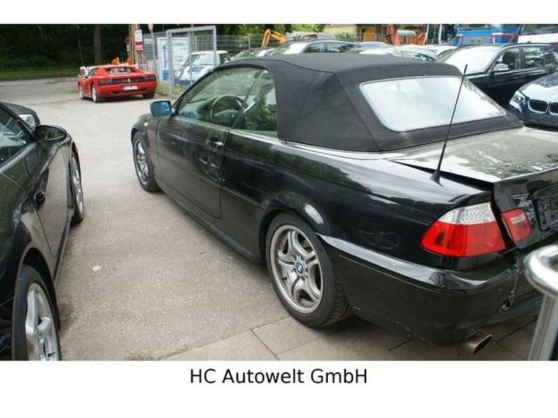 Gebraucht BMW 318 143 PS (105 kW) 2003 Schwarz ii Cabrio