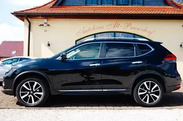 Gebraucht Nissan X-Trail Tekna 159 PS (116 kW) 2020 Black (metallic) SUV
