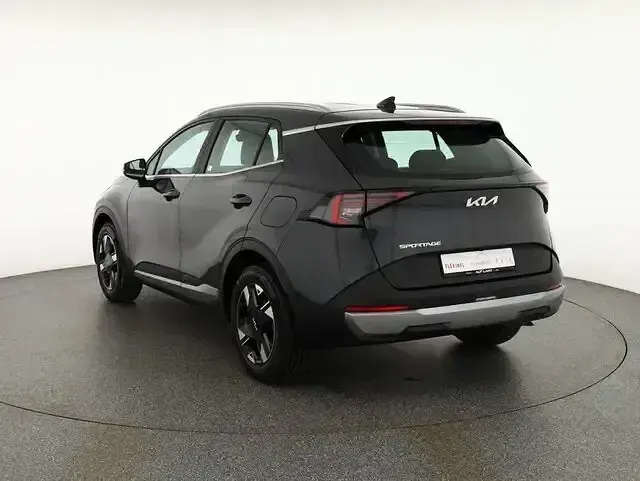 Neu Kia Sportage 150 PS (110 kW) 2026 Darkpentametalmet. SUV