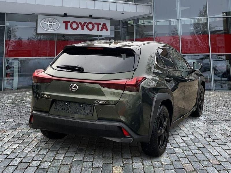 Gebraucht Lexus UX 184 PS (135 kW) 2023 Andere SUV