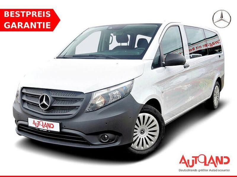 Andere Gebraucht 2023 Mercedes Vito Van / Kleinbus | 38.890 € (Teuer) - Bild 1/4