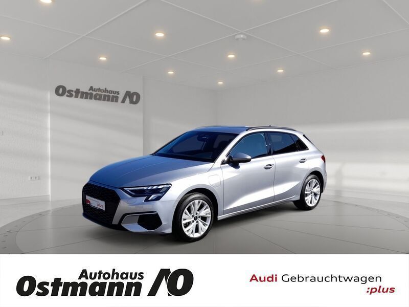 Silber Gebraucht 2024 Audi A3 Sportback e-tron Advanced Kleinwagen | 38.755 € - Bild 1/4