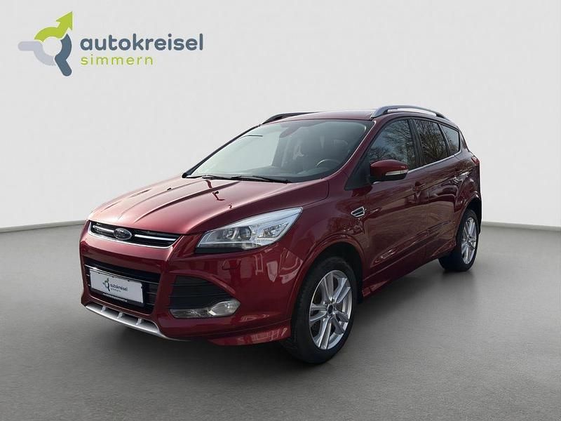 Gebraucht Ford Kuga Individual 150 PS (110 kW) 2015 Rot SUV