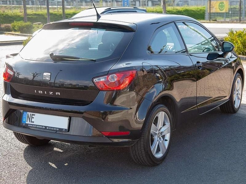 Second-hand Seat Ibiza Reference 69 CP (50 kW) 2013 Negru Hatchback
