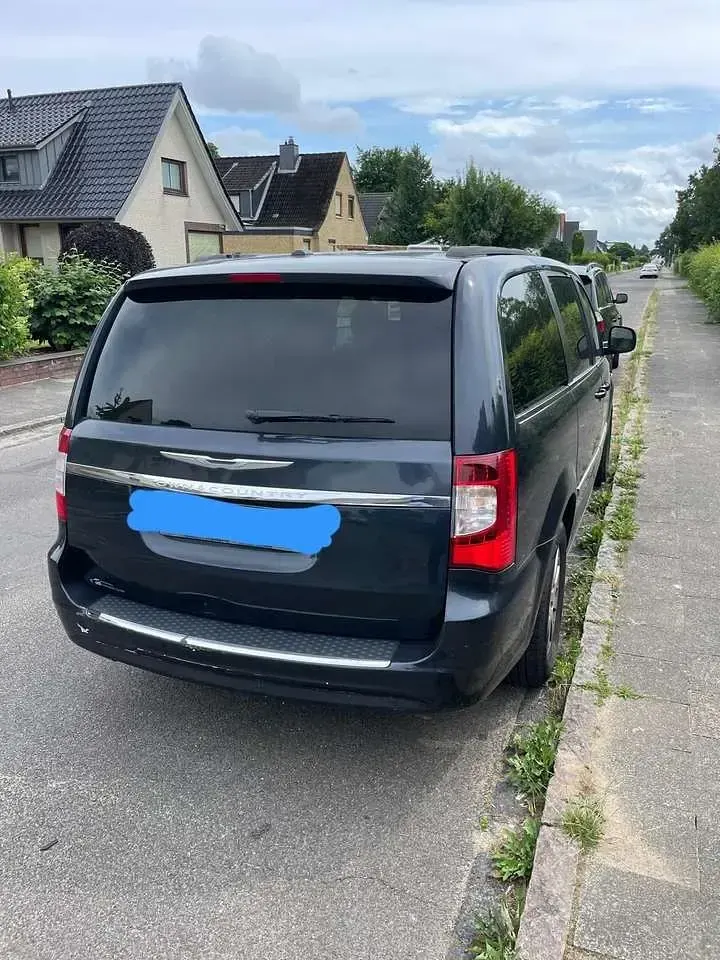 Gebraucht Chrysler Town & Country 178 PS (130 kW) 2014 Van / Kleinbus