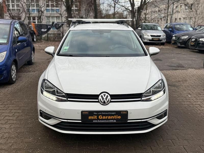 Gebraucht VW Golf VII Comfortline 110 PS (80 kW) 2017 Weiß Kombi