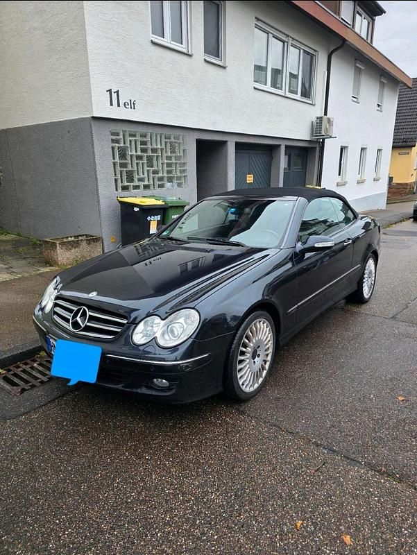 Blau Gebraucht 2007 Mercedes CLK200 Avantgarde Cabrio | 6.600 € (Fairer Preis) - Bild 1/4