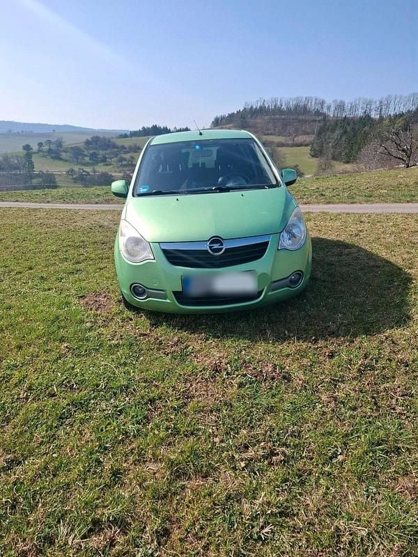 Gebraucht Opel Agila 65 PS (47 kW) 2008 Grün Kleinwagen
