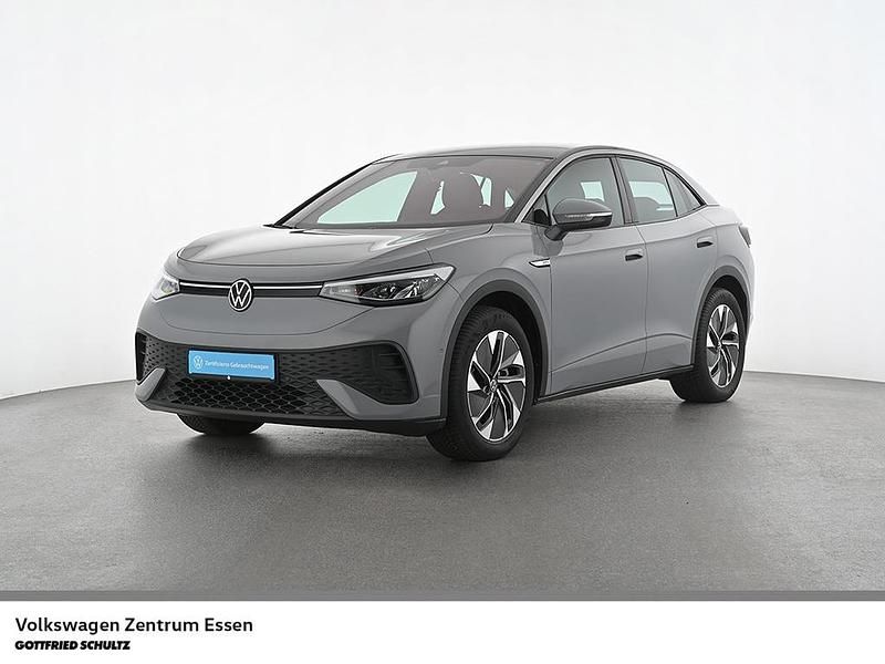 Grau Gebraucht 2022 VW ID.5 Pro Performance SUV | 30.460 € (Guter Preis) - Bild 1/4