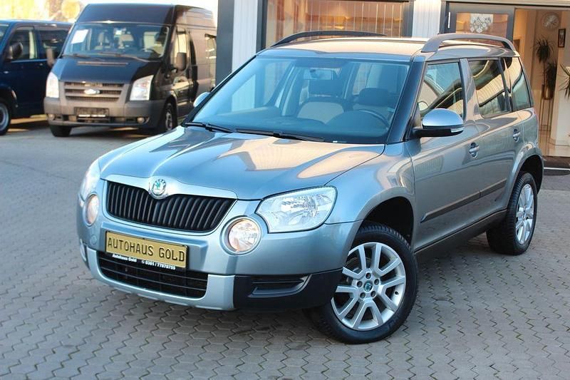 Grau Gebraucht 2012 Skoda Yeti Experience SUV | 8.199 € (Etwas zu teuer) - Bild 1/4