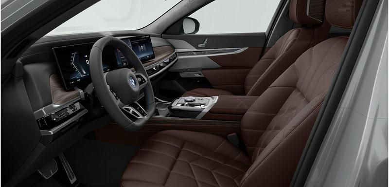 Gebraucht BMW i7 Comfort Edition 484 kW (659 PS) 2025 Individual Limousine