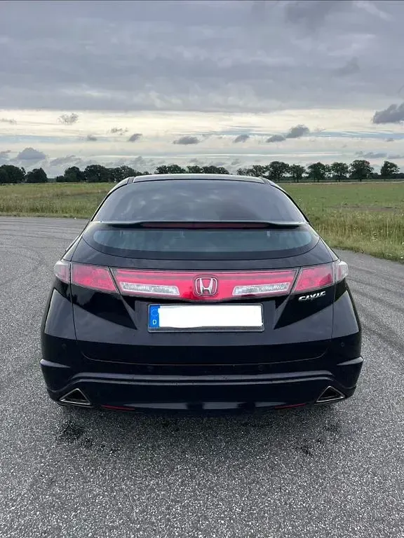 Gebraucht Honda Civic Executive 140 PS (102 kW) 2010 Schwarz Limousine