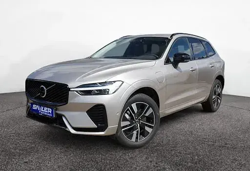 Neu Volvo XC60 Plus 455 PS (334 kW) 2026 Silber SUV