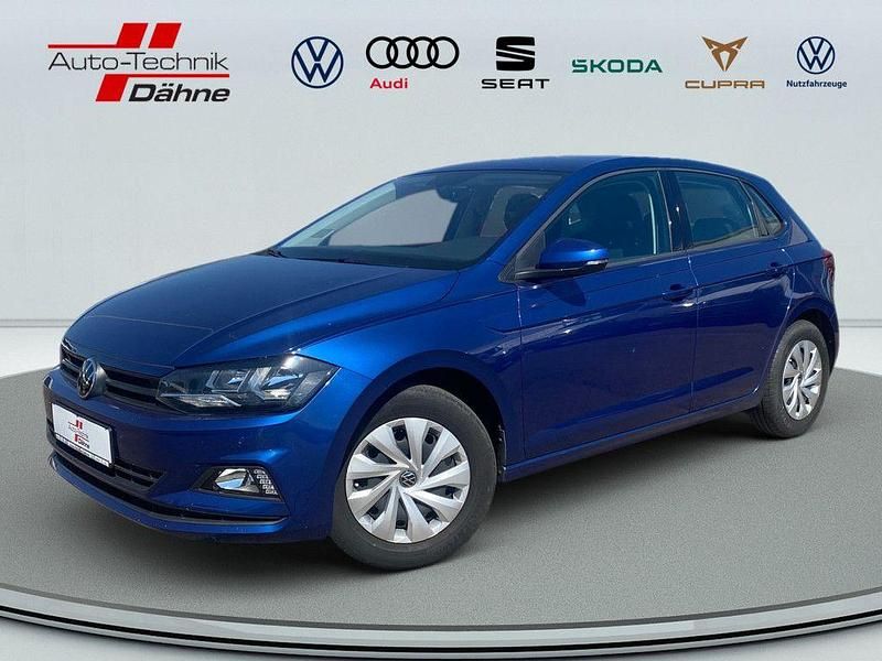 Blau / reef blue (metallic) Gebraucht 2021 VW Polo Comfortline Kleinwagen | 15.480 € (Fairer Preis) - Bild 1/4