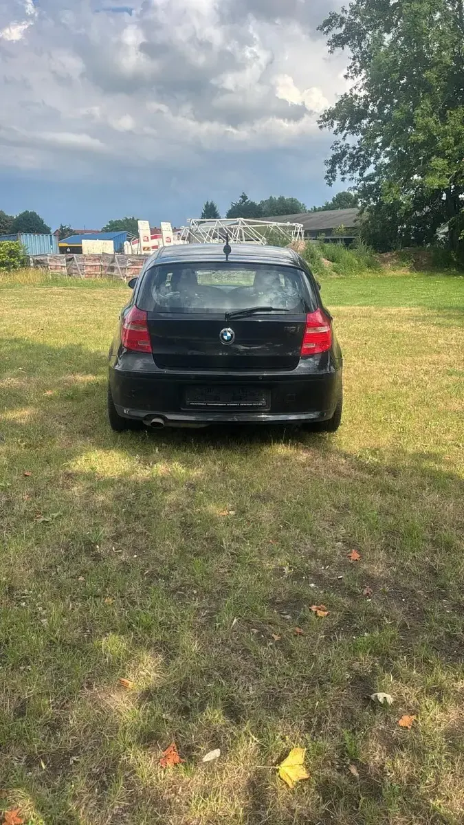 Gebraucht BMW 116 116 PS (85 kW) 2007 Schwarz Kleinwagen