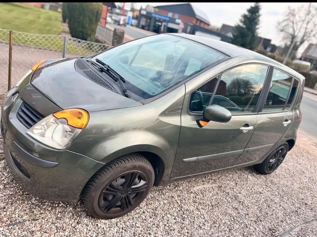 Usata Renault Modus 75 CV (55 kW) 2005 Grigio Monovolume
