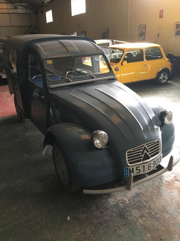 Blau Gebraucht 1963 Citroën 2CV Kombi | 15.500 € - Bild 1/4