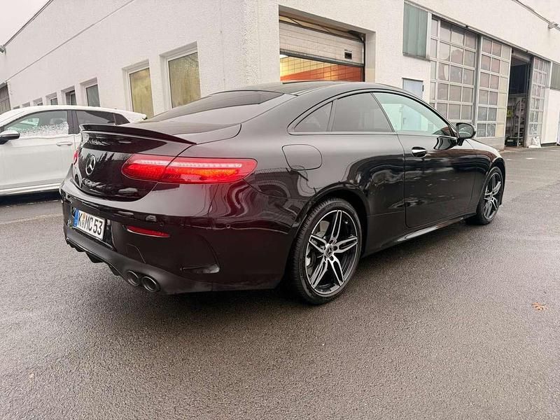 Gebraucht Mercedes E400 AMG line 333 PS (244 kW) 2018 Schwarz Coupé