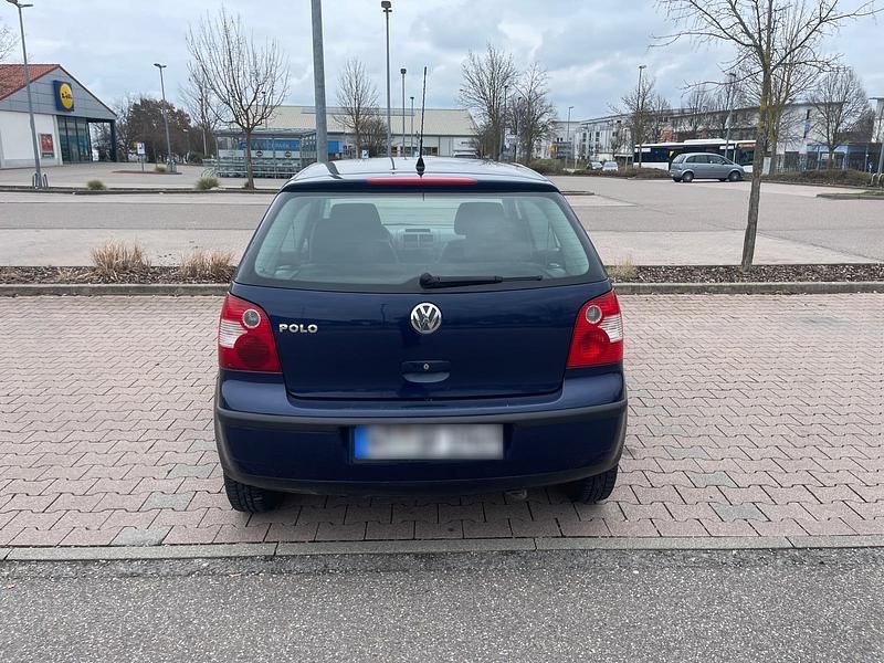 Gebraucht VW Polo 55 PS (40 kW) 2003 Blau Kleinwagen