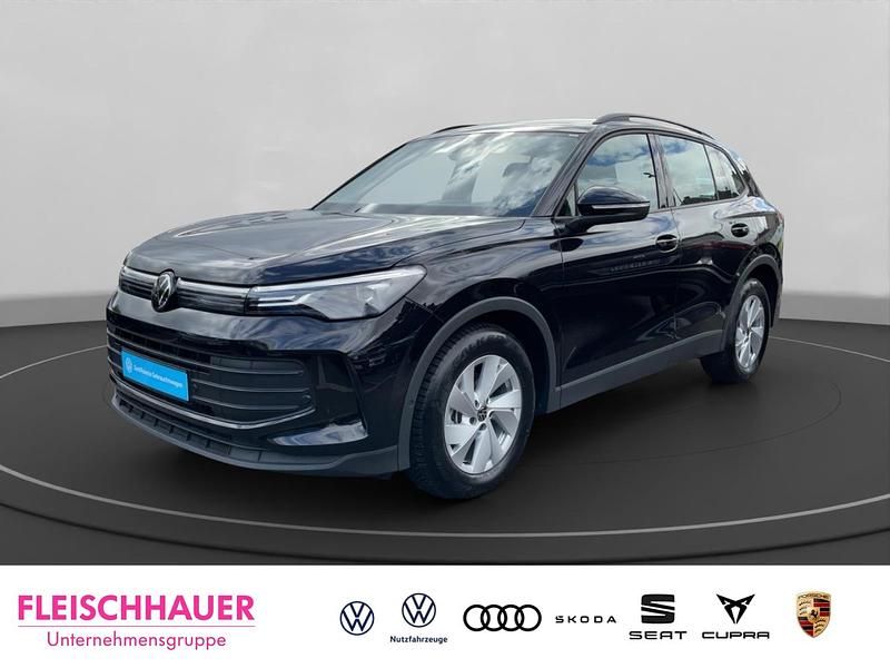Gebraucht VW Tiguan Active 245 PS (180 kW) 2022 Weiss SUV