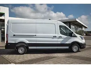 Używany Ford Transit 131 KM (96 kW) 2023 Biały Van