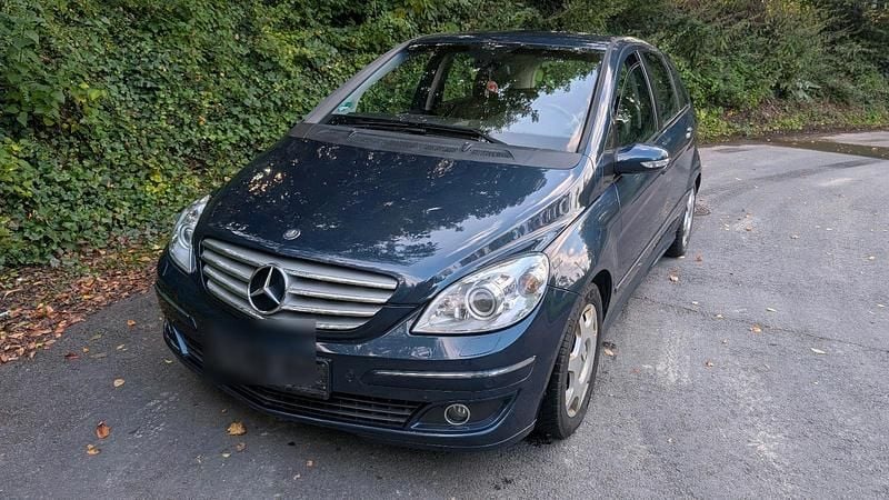 Blau Gebraucht 2006 Mercedes B200 Van / Kleinbus | 1.500 € - Bild 1/4