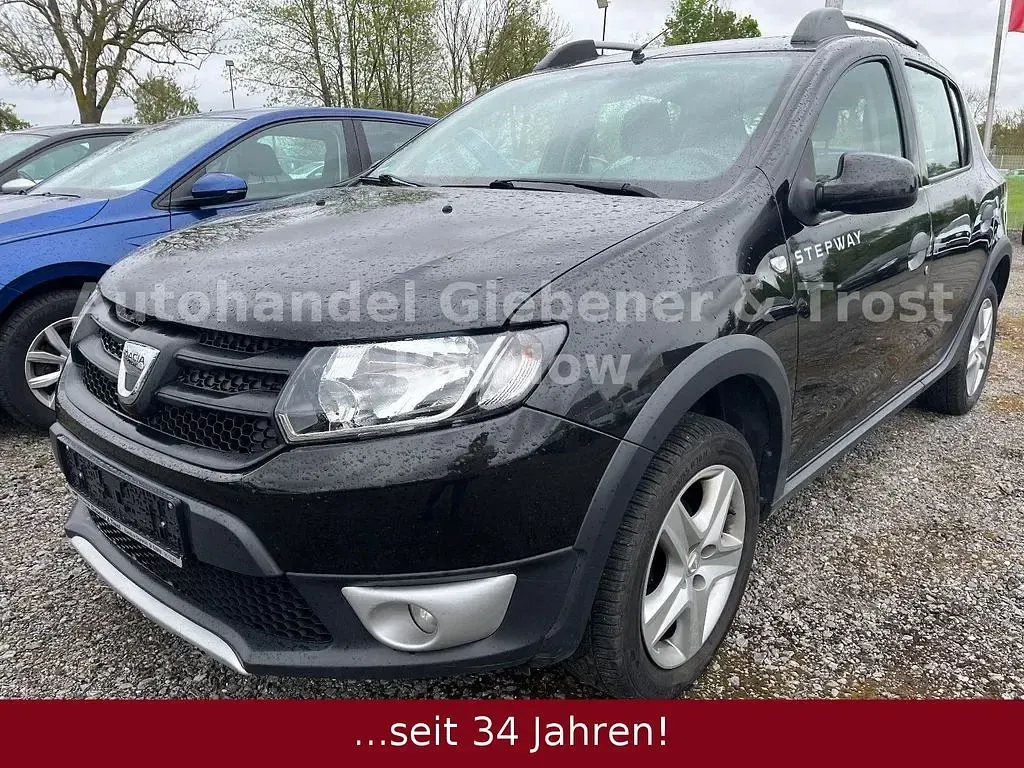 Gebraucht Dacia Sandero Stepway Ambiance 90 PS (66 kW) 2015 Schwarz SUV