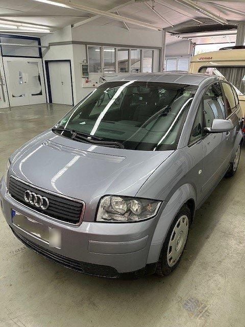 Usata Audi A2 75 CV (55 kW) 2004 Argento Utilitaria