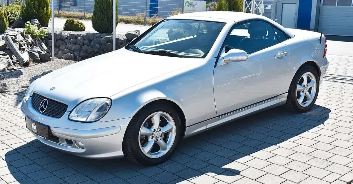 Gebraucht Mercedes SLK320 218 PS (160 kW) 2002 Silber Cabrio