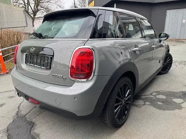 Gebraucht Mini Cooper D 115 PS (84 kW) 2018 Kleinwagen