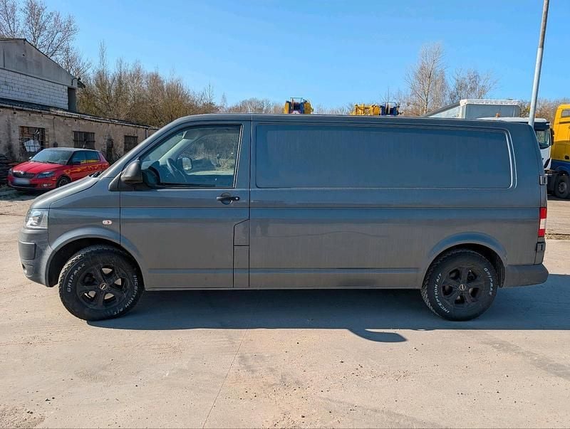 Gebraucht VW T5 2011 Grau Van