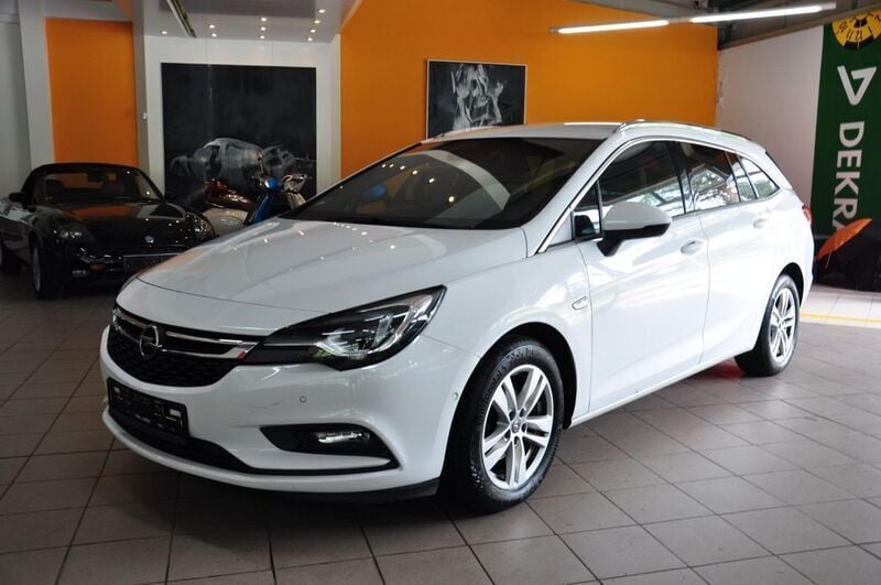 Weiß Gebraucht 2019 Opel Astra OPC Kombi | 9.900 € (Guter Preis) - Bild 1/4