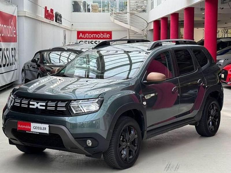Grün Gebraucht 2023 Dacia Duster Extreme SUV | 23.490 € (Fairer Preis) - Bild 1/4