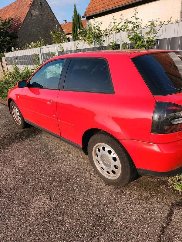 Rot Gebraucht 1997 Audi A3 Kleinwagen | 1.300 € (Fairer Preis) - Bild 1/3