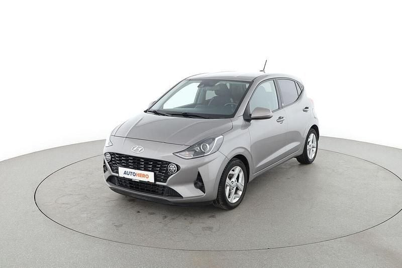 Grau Gebraucht 2022 Hyundai i10 Edition 30 Kleinwagen | 12.180 € (Fairer Preis) - Bild 1/3