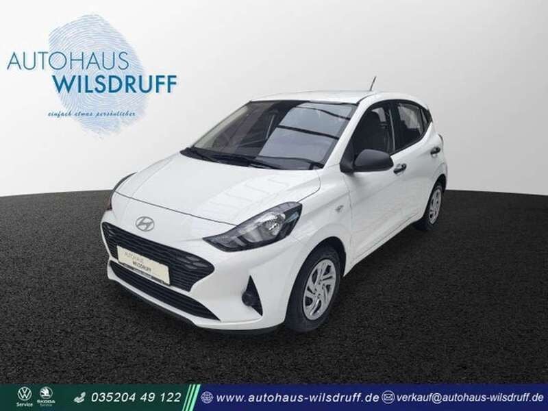 Atlas white Neu 2025 Hyundai i10 Comfort Kleinwagen | 15.590 € (Fairer Preis) - Bild 1/4