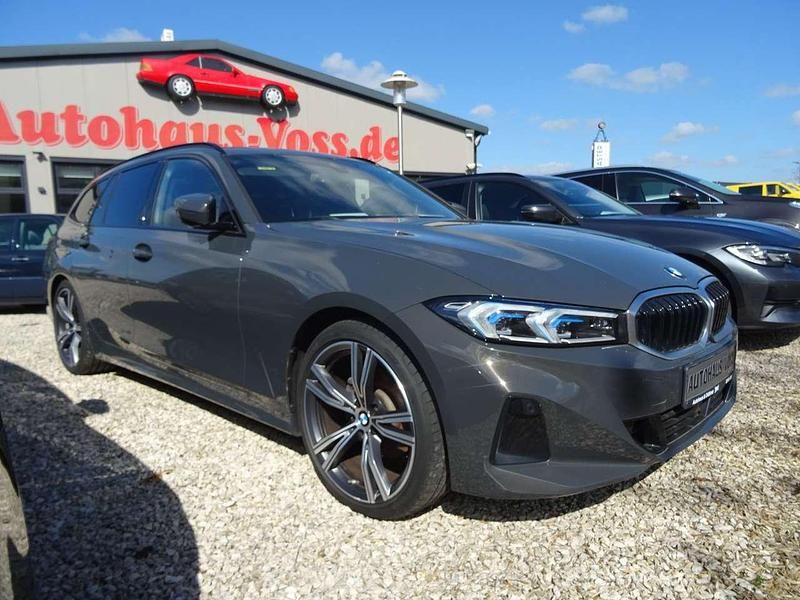 Gebraucht BMW 320e 190 PS (139 kW) 2023 Dravitgrau Kombi