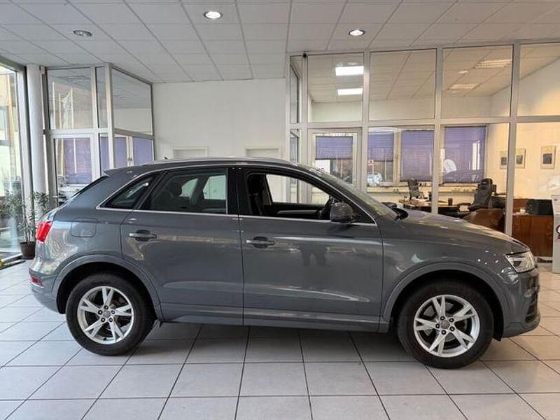 Gebraucht Audi Q3 Sport 150 PS (110 kW) 2016 Grau SUV