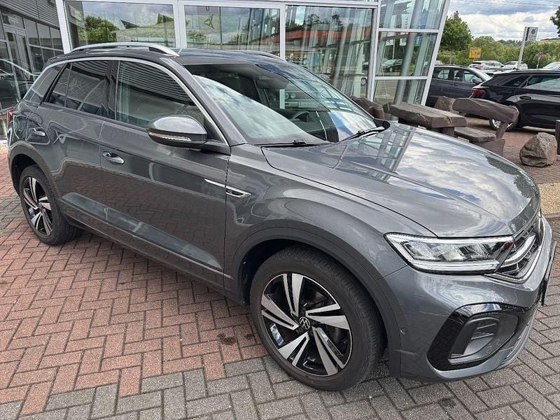Grau Gebraucht 2022 VW T-Roc R-line SUV | 27.990 € (Fairer Preis) - Bild 1/4