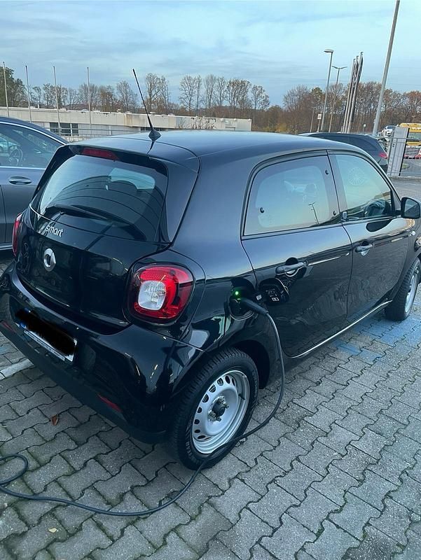 Gebraucht Smart ForFour Electric Drive 60 kW (82 PS) 2021 Schwarz Kleinwagen
