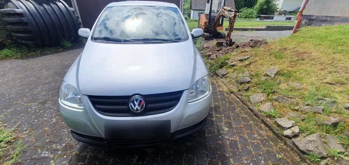 Gebraucht VW Fox 54 PS (39 kW) 2006 Silber Kleinwagen