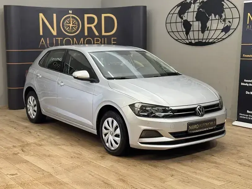Usata VW Polo Comfortline 80 CV (58 kW) 2020 Argento Berlina