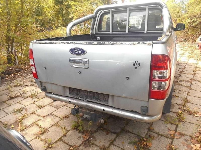 Gebraucht Ford Ranger XL 156 PS (114 kW) 2008 Silber Abholung