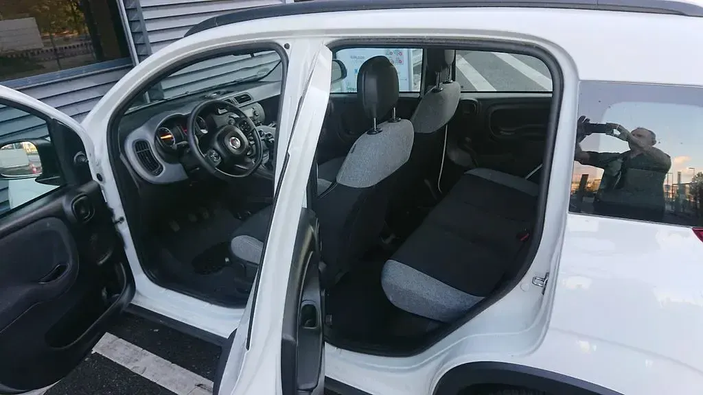 Gebraucht Fiat Panda 69 PS (50 kW) 2021 Weiß Kleinwagen