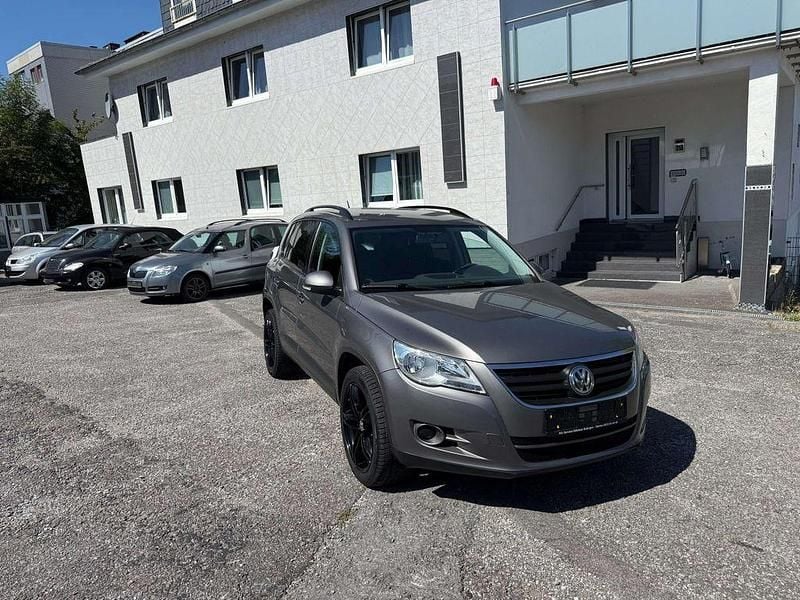 Grau Gebraucht 2008 VW Tiguan Sport SUV | 5.999 € (Guter Preis) - Bild 1/4