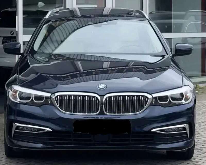 Blau Gebraucht 2019 BMW 540 Luxury Line Kombi | 31.500 € (Superpreis) - Bild 1/4