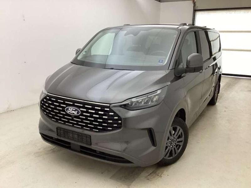 Magneticgrau (metallic) Gebraucht 2024 Ford Tourneo Titanium Van / Kleinbus | 45.890 € (Teuer) - Bild 1/4