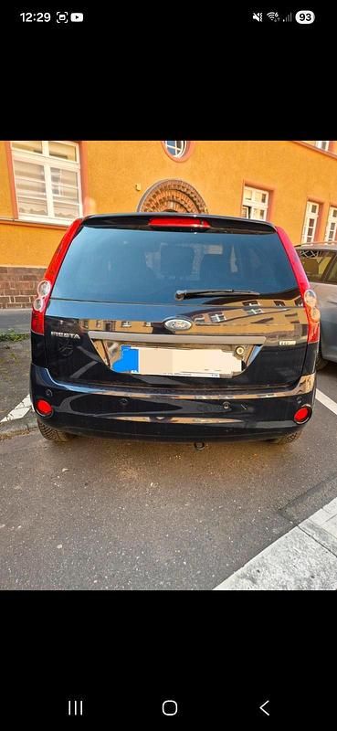 Gebraucht Ford Fiesta 90 PS (66 kW) 2005 Blau Kleinwagen