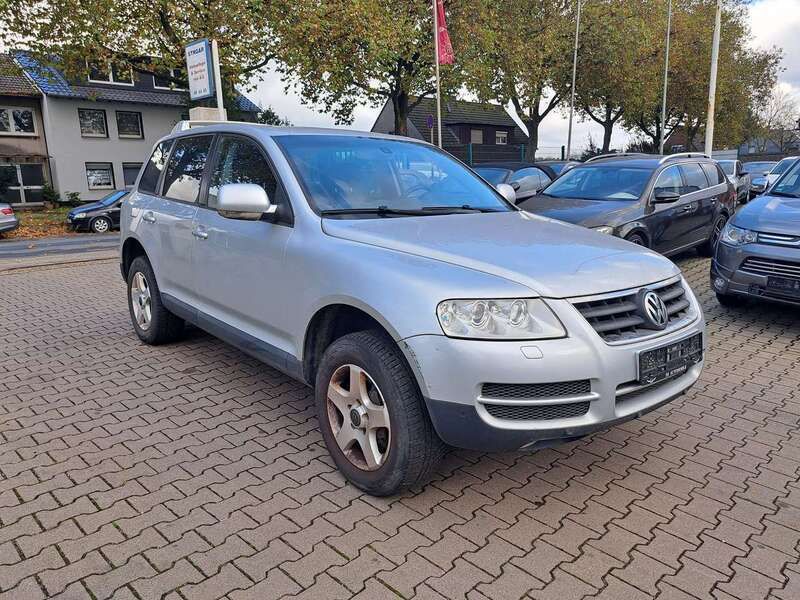 Silber Gebraucht 2004 VW Touareg Individual SUV | 2.750 € (Guter Preis) - Bild 1/4